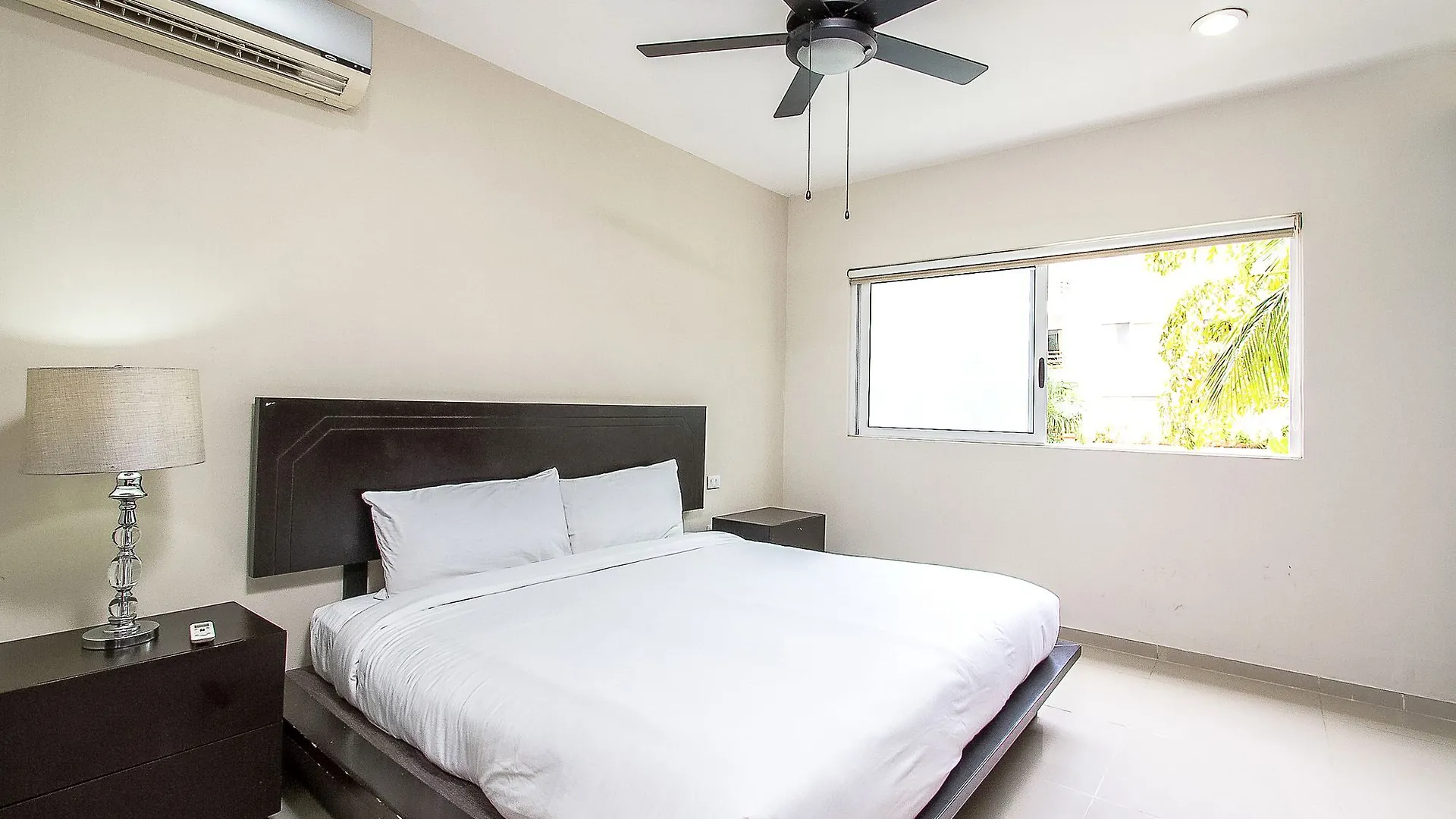 Sabbia Dowtown Condos By Mikitito Rentals Playa del Carmen Messico